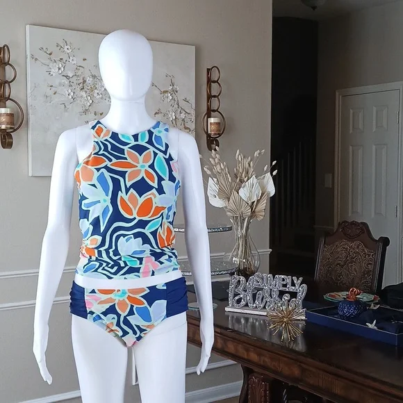 Women's Skechers Floral Patterned 2 Pc Tankini Set Swimwear. Size M - Picture 6 of 17